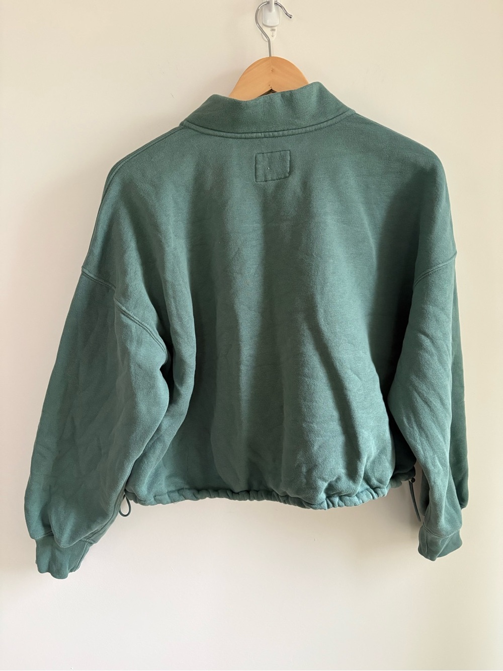 Abercrombie & Fitch Soft AF Cropped Quarter Zip - Picture 4 of 4